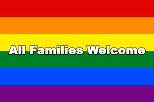 Regenbogenflagge mit Schriftzug All Families Welcome